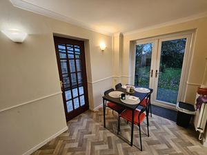 Photo 7- click for photo gallery